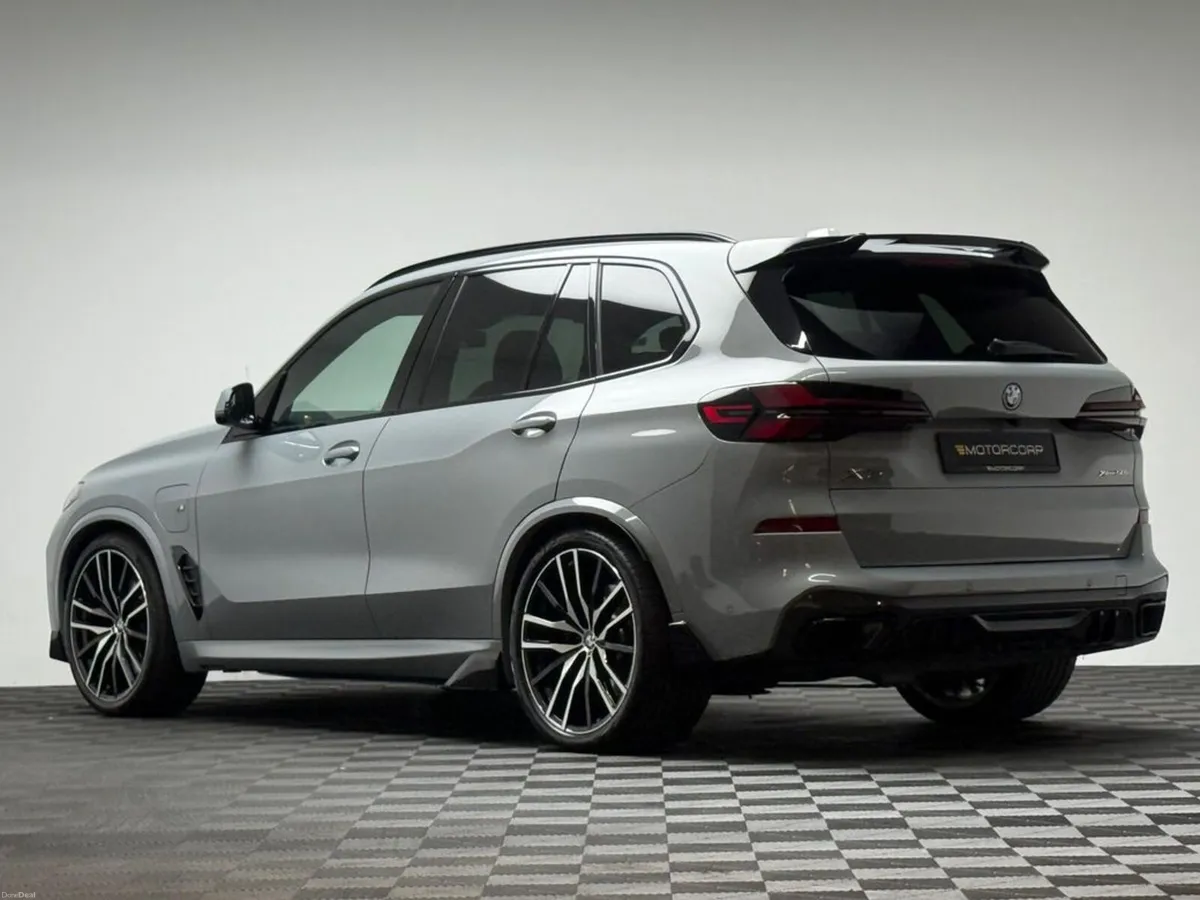 BMW X5 50E M SPORT PRO *PAN ROOF* - Image 5