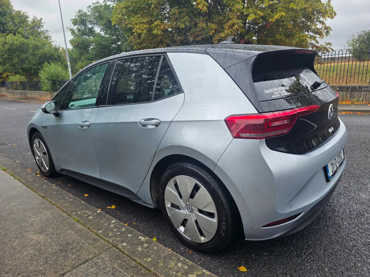 Volkswagen ID.3 PRO 150 KW Business 58KWH 5DR Auto - Image 5