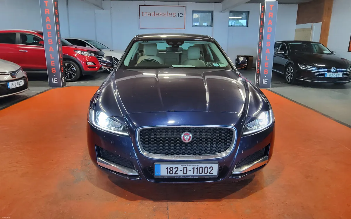 Jaguar XF 2018 - Image 2