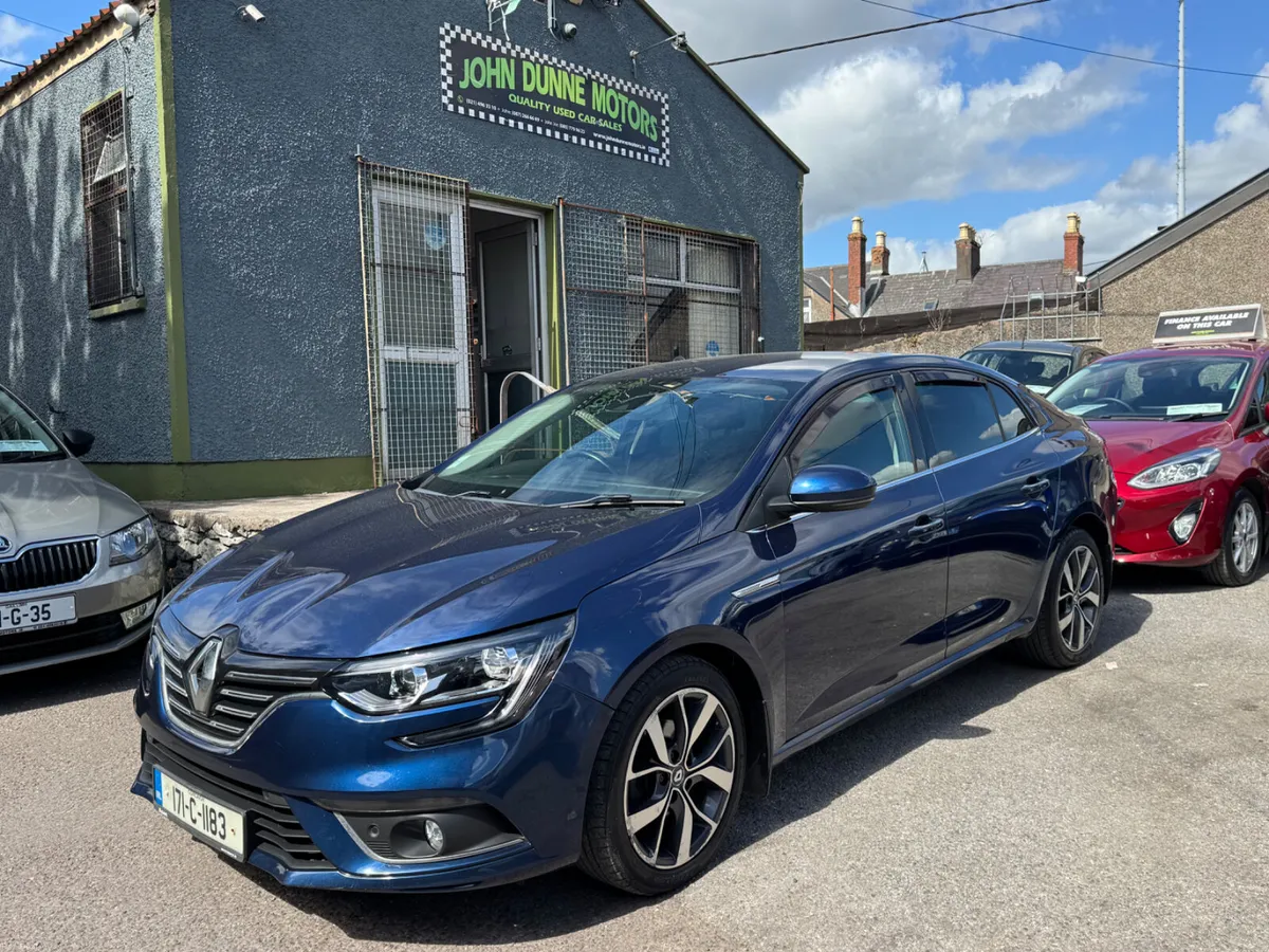 Renault Megane low mileage high spec - Image 1