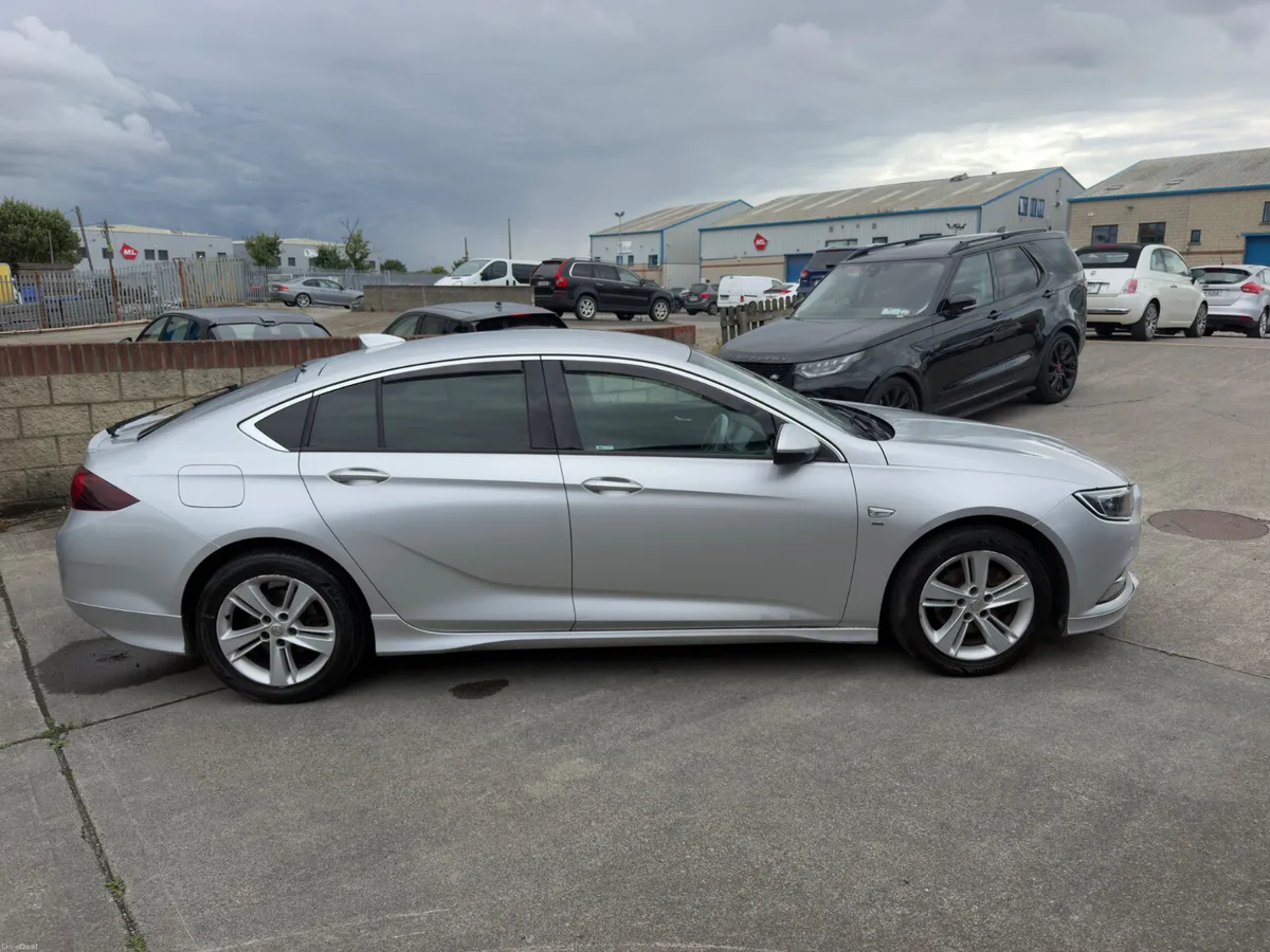 Vauxhall Insignia 2017, nct till july 2027 - Image 4