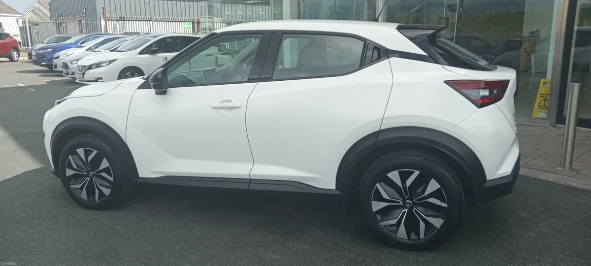 Nissan Juke 2022 - Image 2