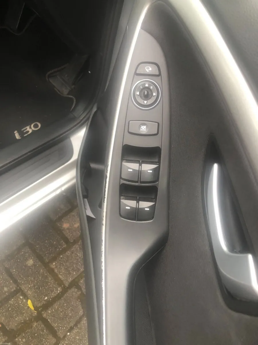 Hyundai i30 2015 - Image 4