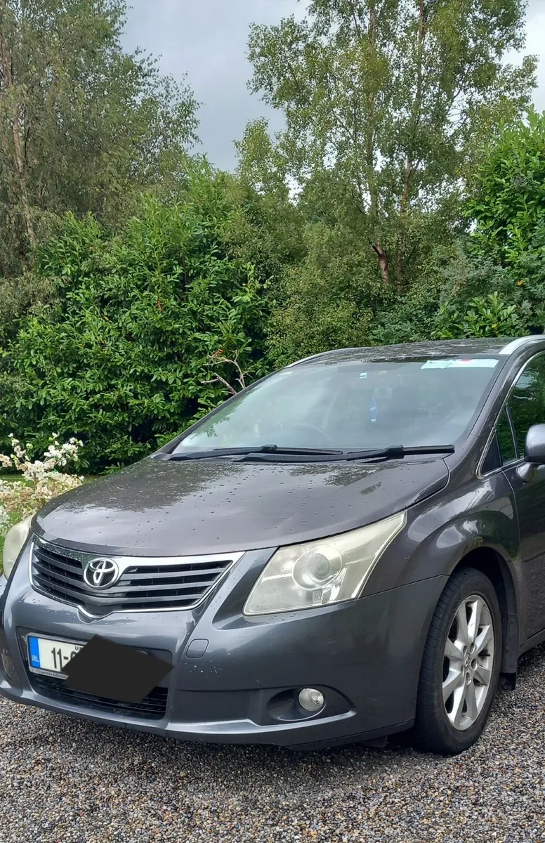 Toyota Avensis 2011 Estate - Image 1