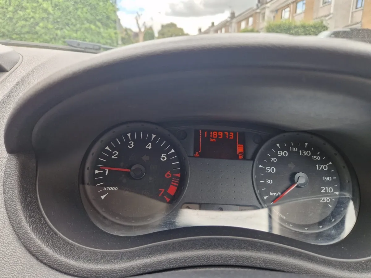 Renault Clio 2012 Fresh NCT and Taxed - Image 6