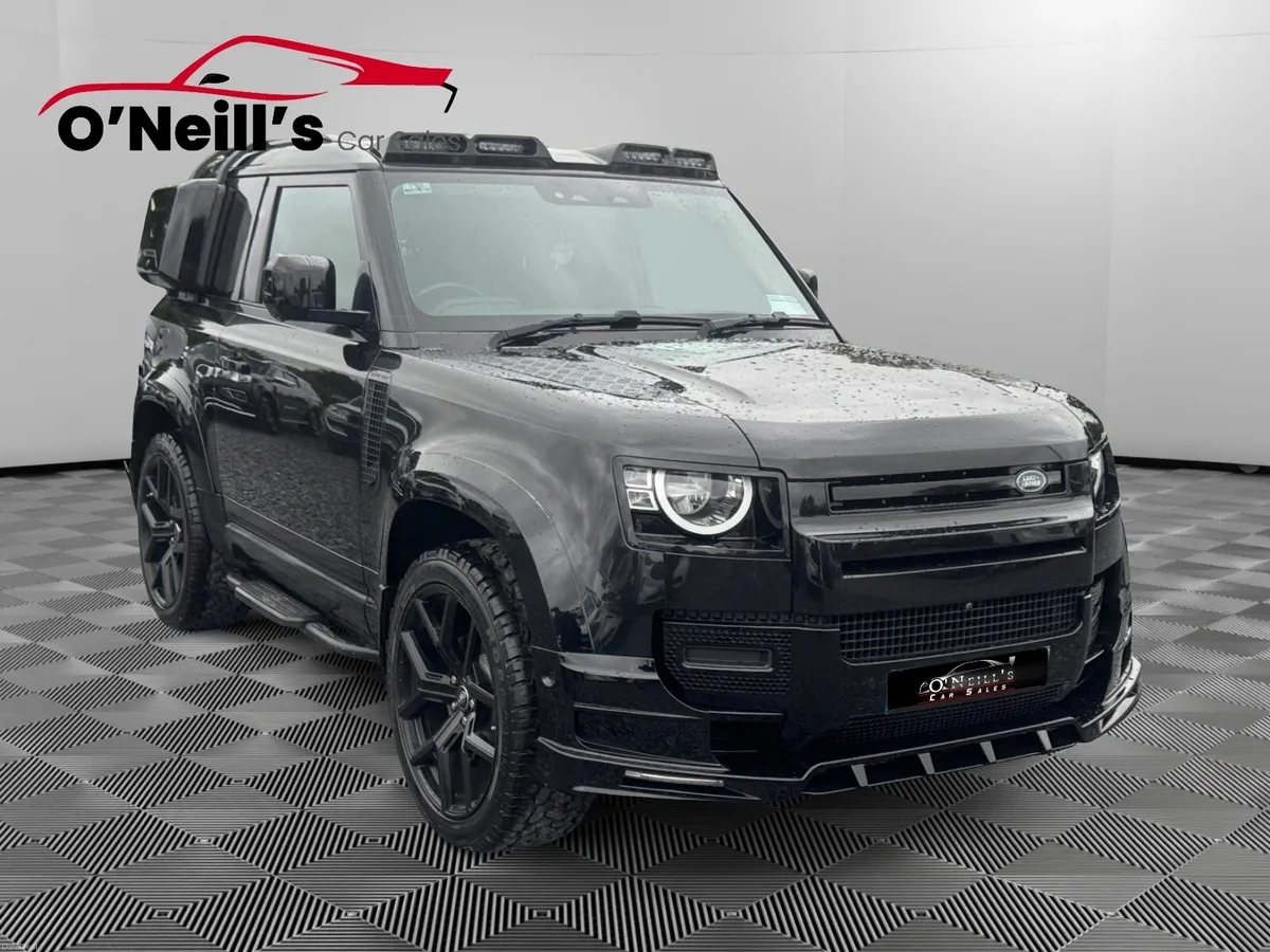 Land Rover Defender 2021 - Image 1