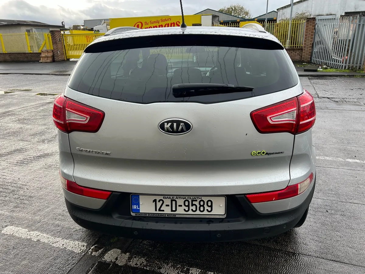 Kia Sportage 1.7 CRDI Top Spec Glass roof - Image 6