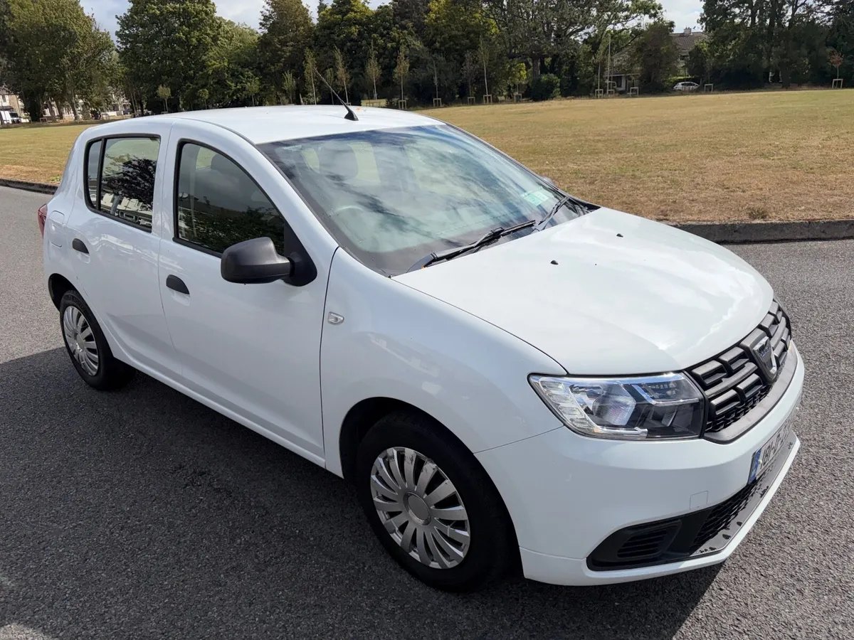 181 Dacia Sandero Nct 02/28 - Image 2