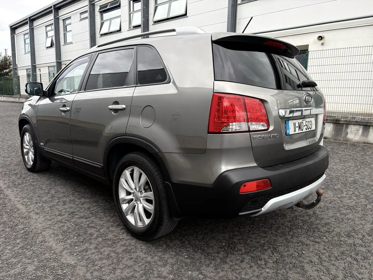 2011 Kia Sorento 2.2 Diesel Left Hand Drive LHD - Image 4