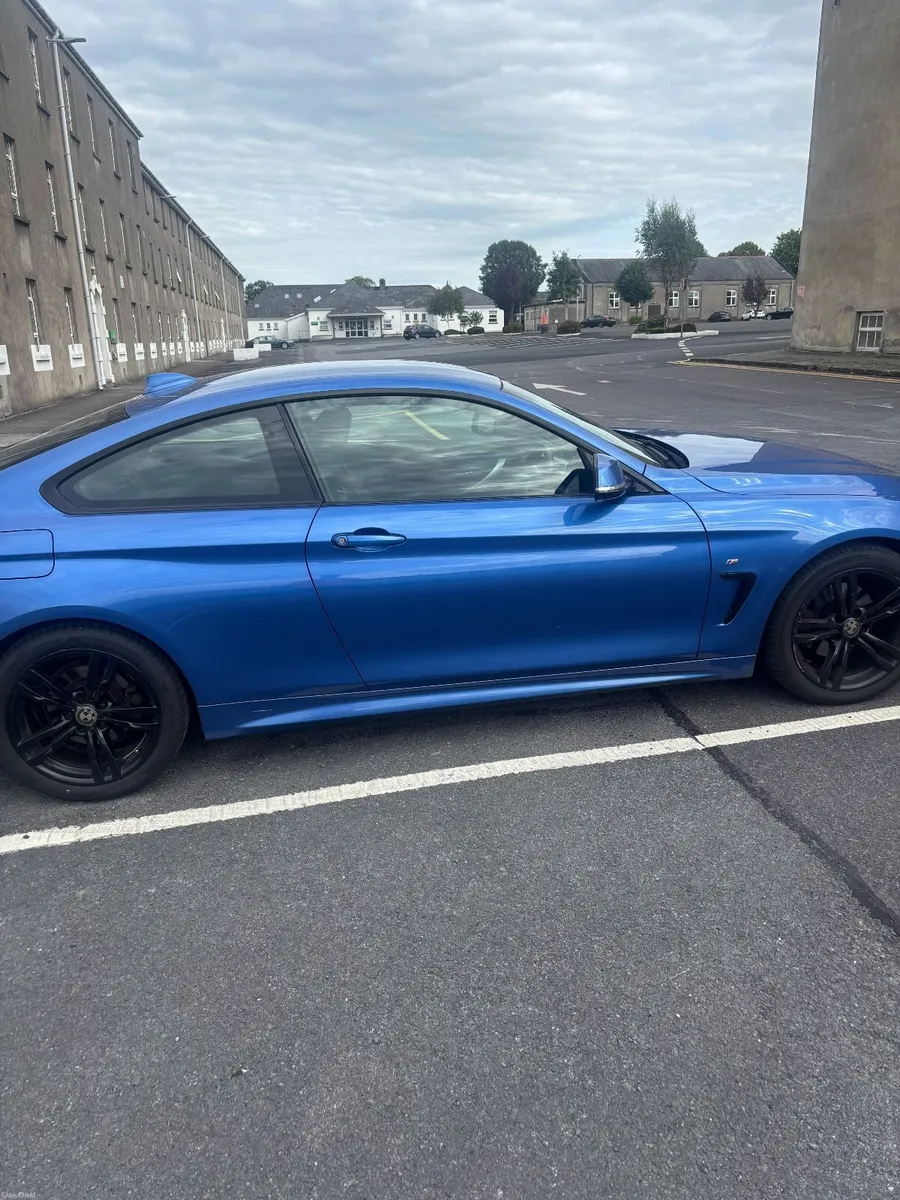 BMW 4-Series 2014 - Image 2