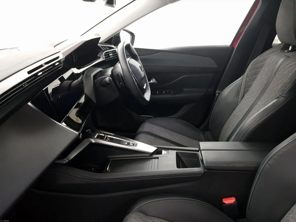 Peugeot 408 1.2 Puretech 130bhp Auto Allure Pack - Image 4