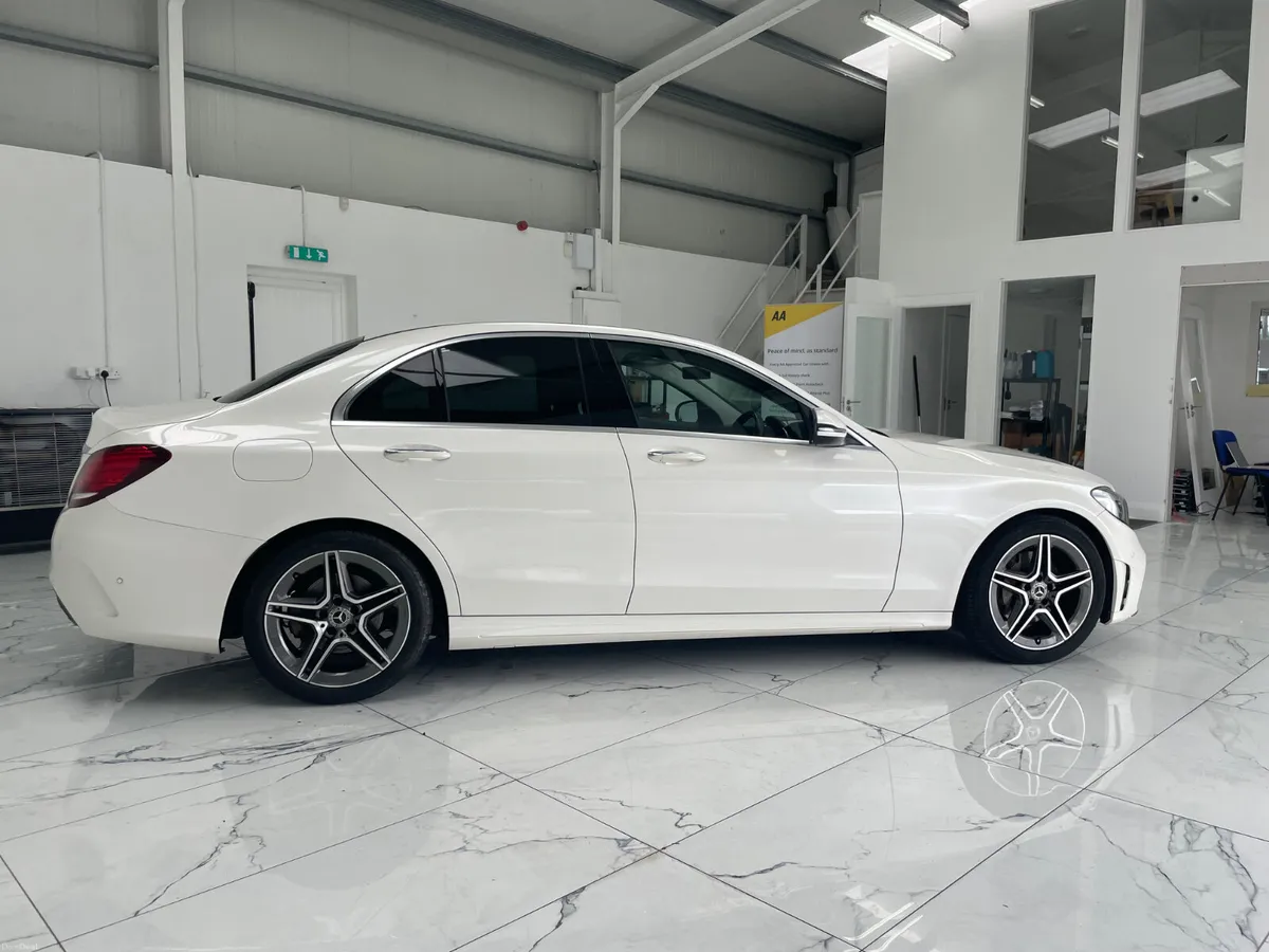 2019 Mercedes c220d AMG LINE - Image 3