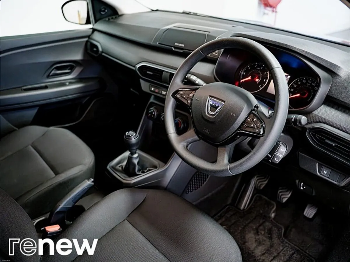 Dacia Jogger TCe 110 Essential - Image 6