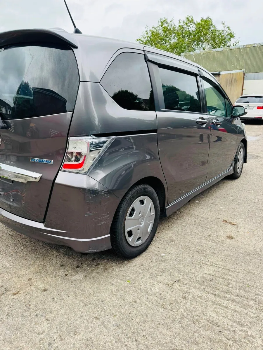 Honda Freed 2013- 1.5l hybrid - Image 5