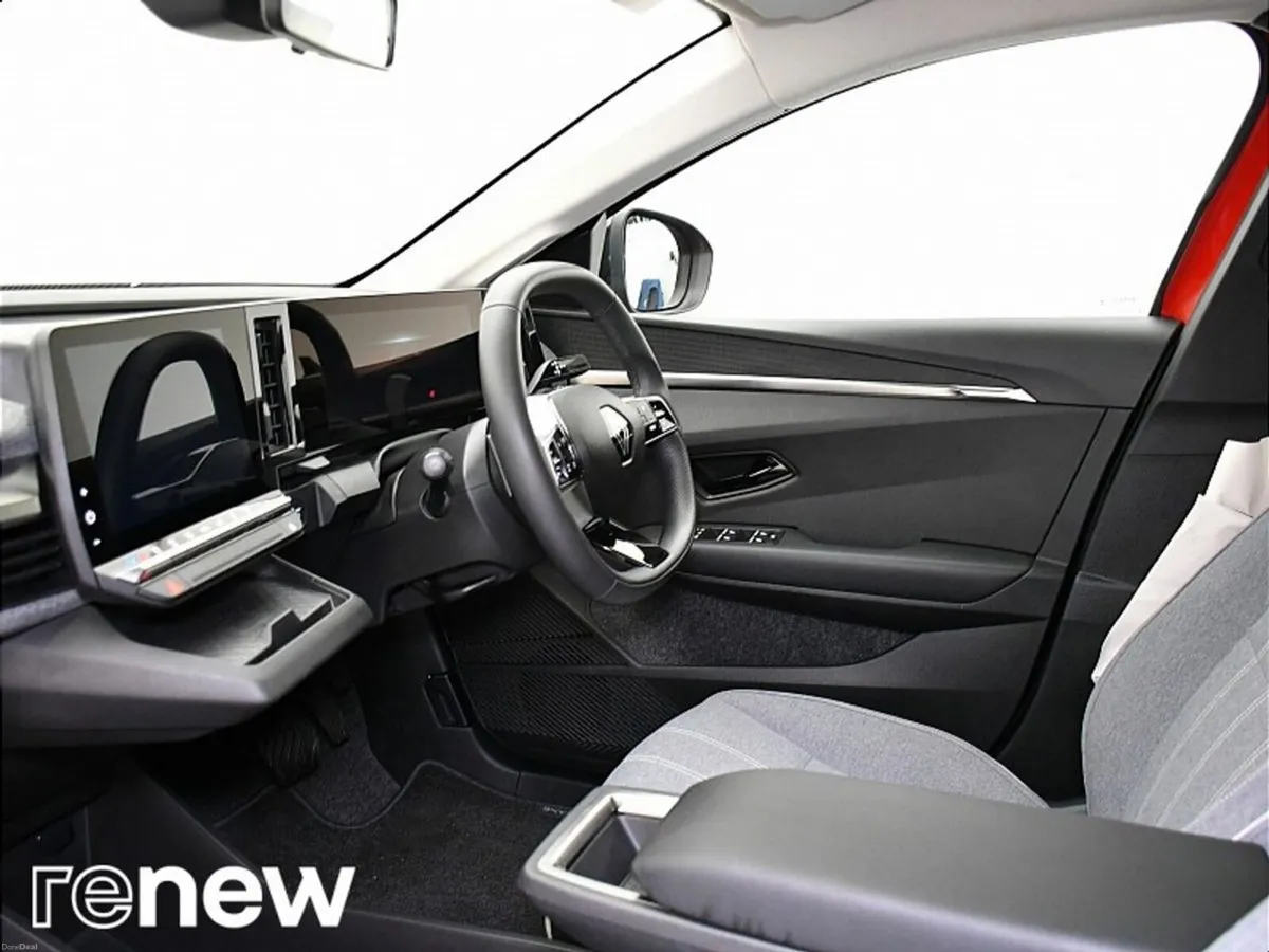 Renault Megane E-Tech Equilibre EV40 - Image 5