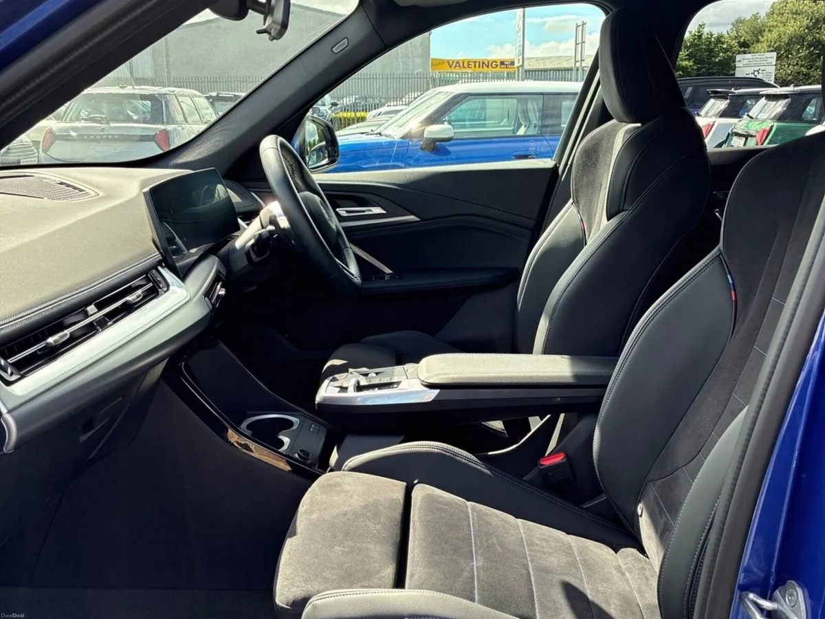 BMW iX1 eDrive20 M Sport - Image 6