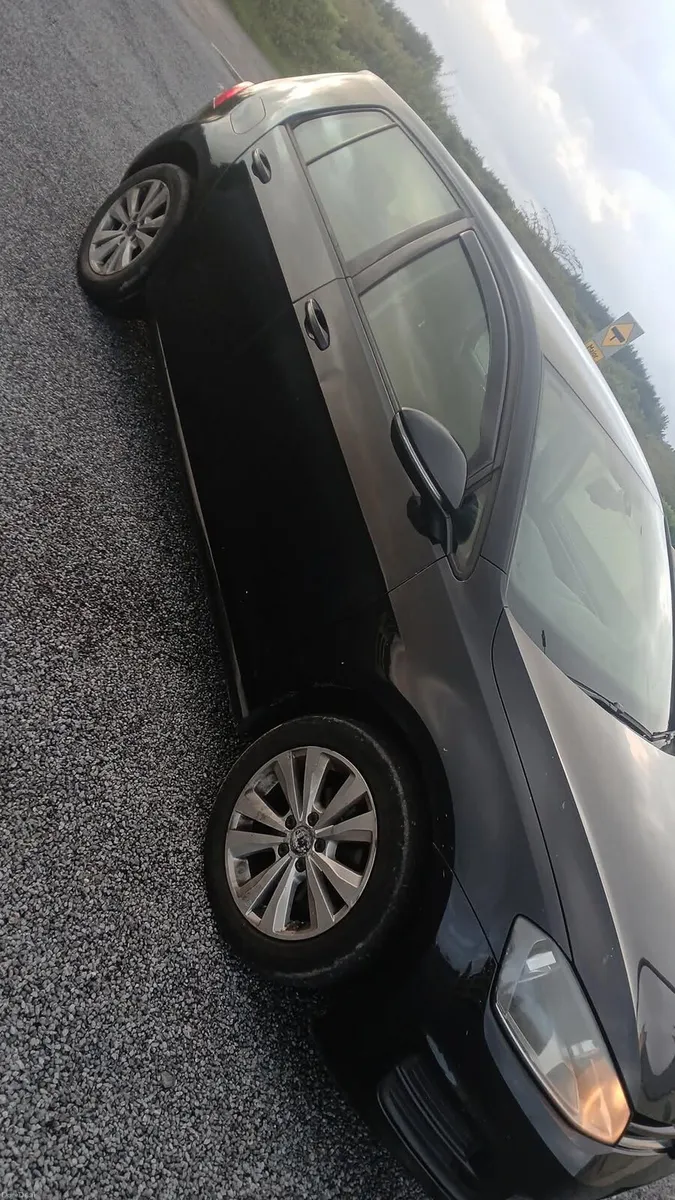 2014 vw golf 1.6 diesel nct march 2027 tax October - Image 3