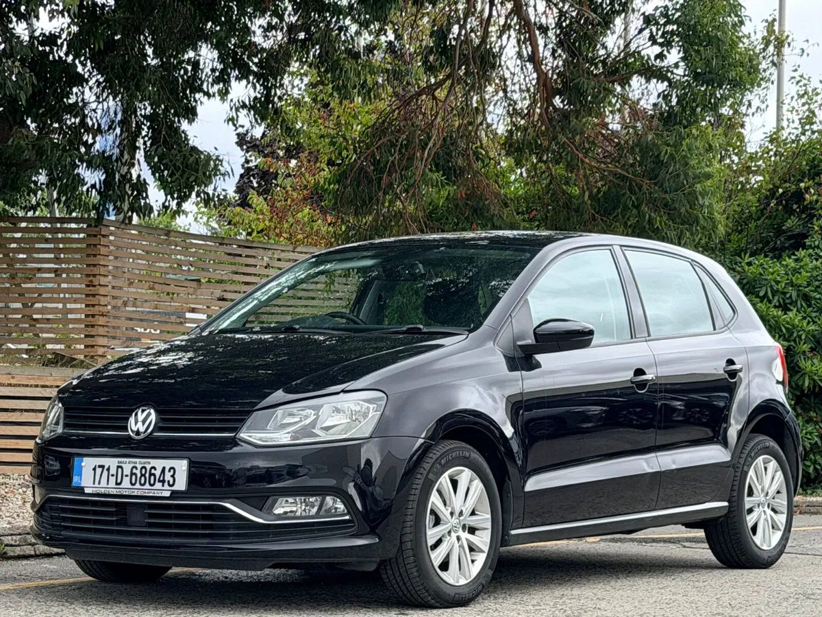 2017 Volkswagen Polo. REAR CAMERA. 2 KEYS - Image 1
