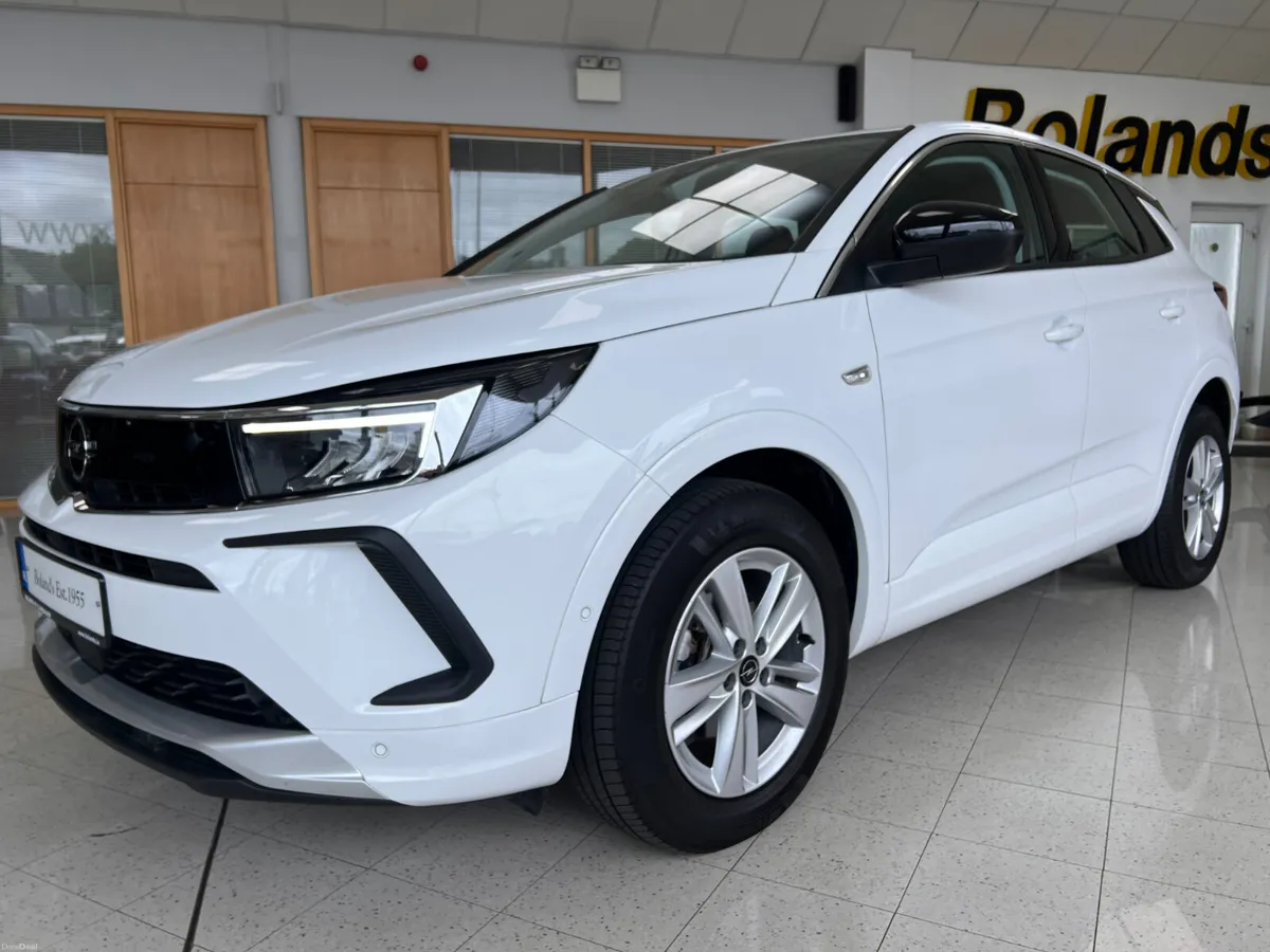 2024 Auto Diesel 18,000 Kms Superb Value @ €28,450 - Image 5