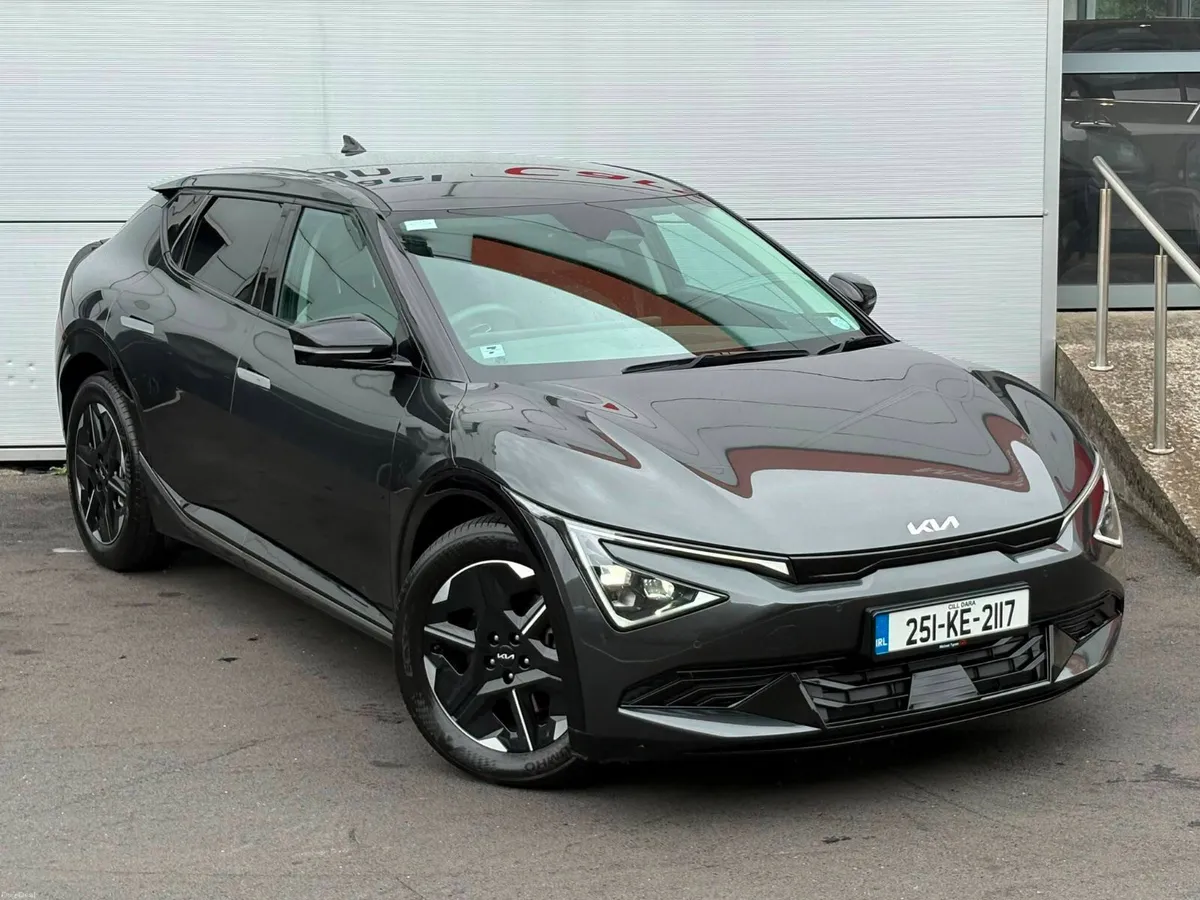 2025 Kia EV6 PE Earth 84kwh, Leather, CarPlay, 19" - Image 3