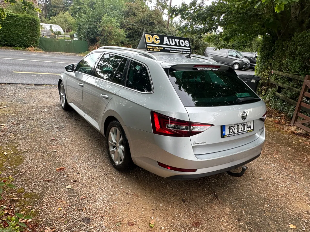 Skoda Superb 2015 - Image 1