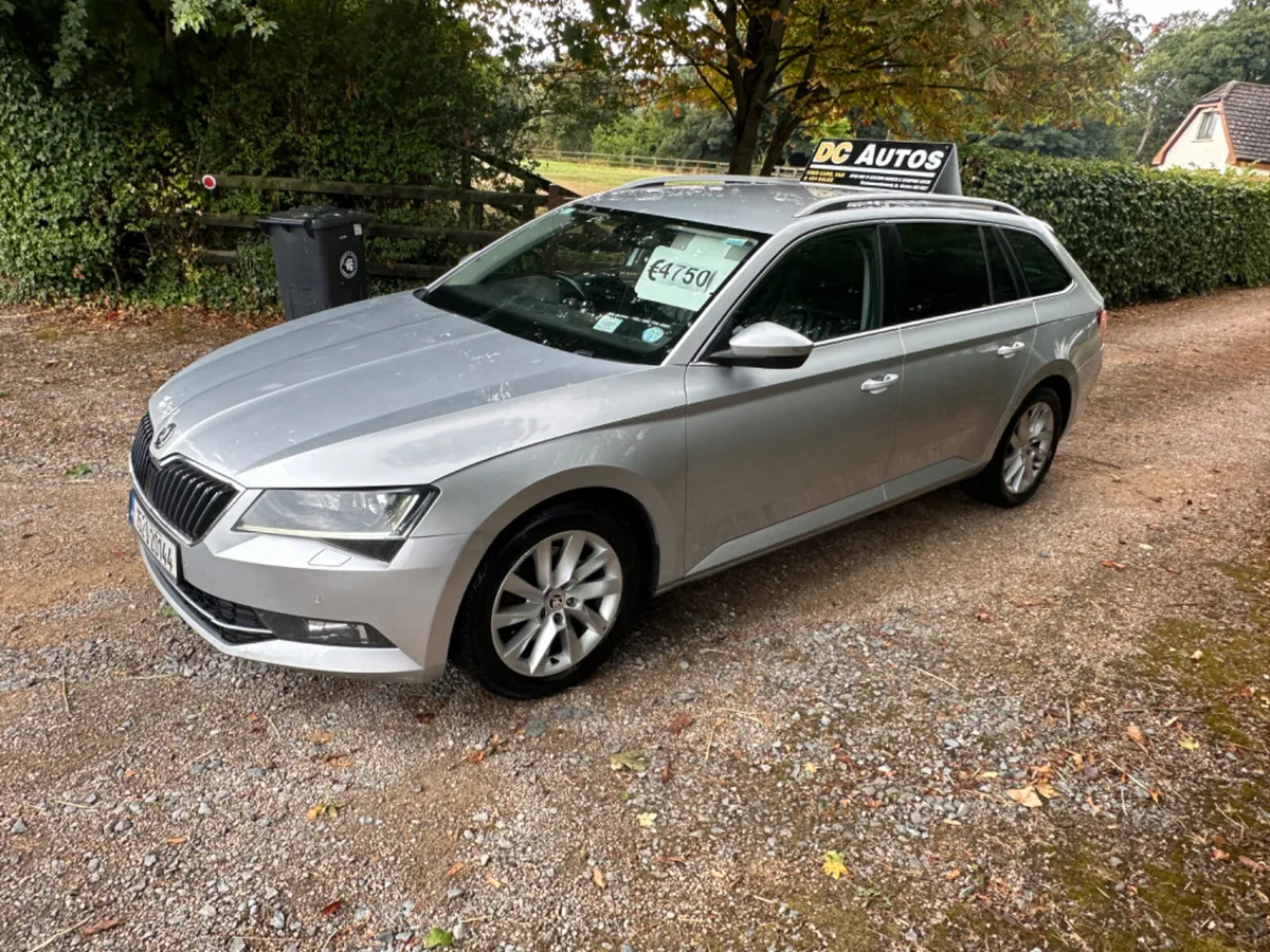 Skoda Superb 2015 - Image 2