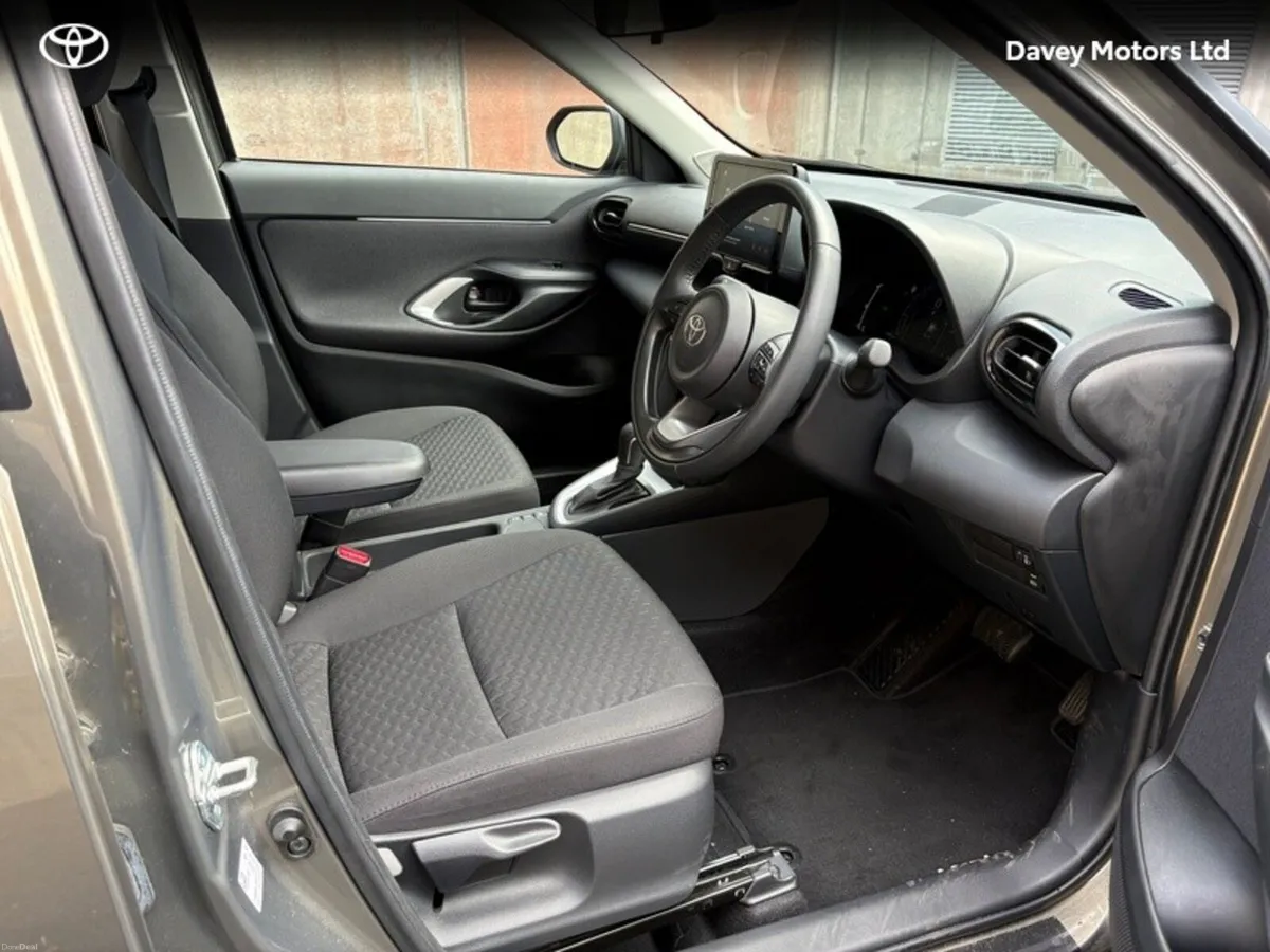 Toyota Yaris Cross Luna - Image 5