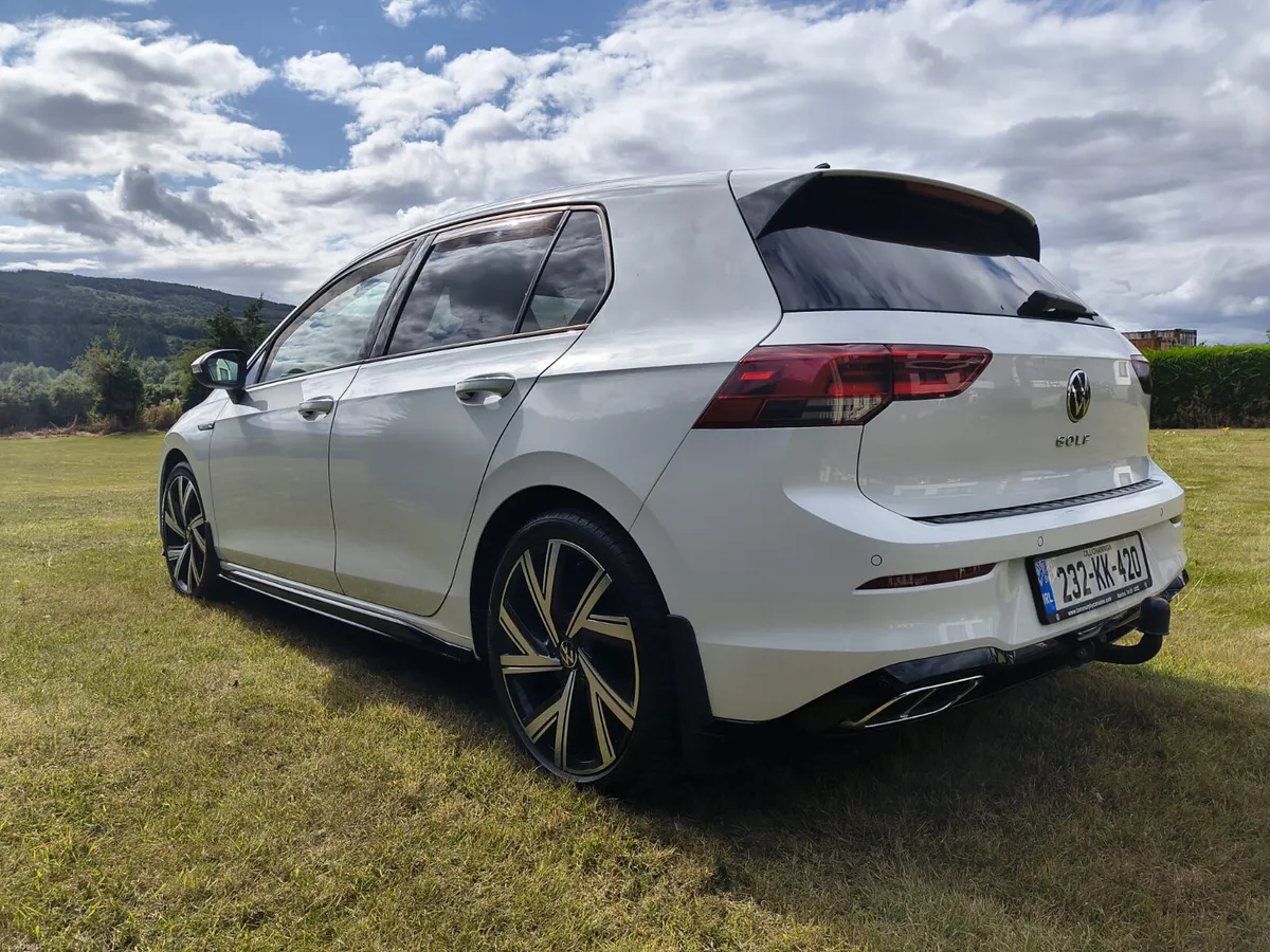 --Volkswagen Golf  R-Line--2023-- - Image 6