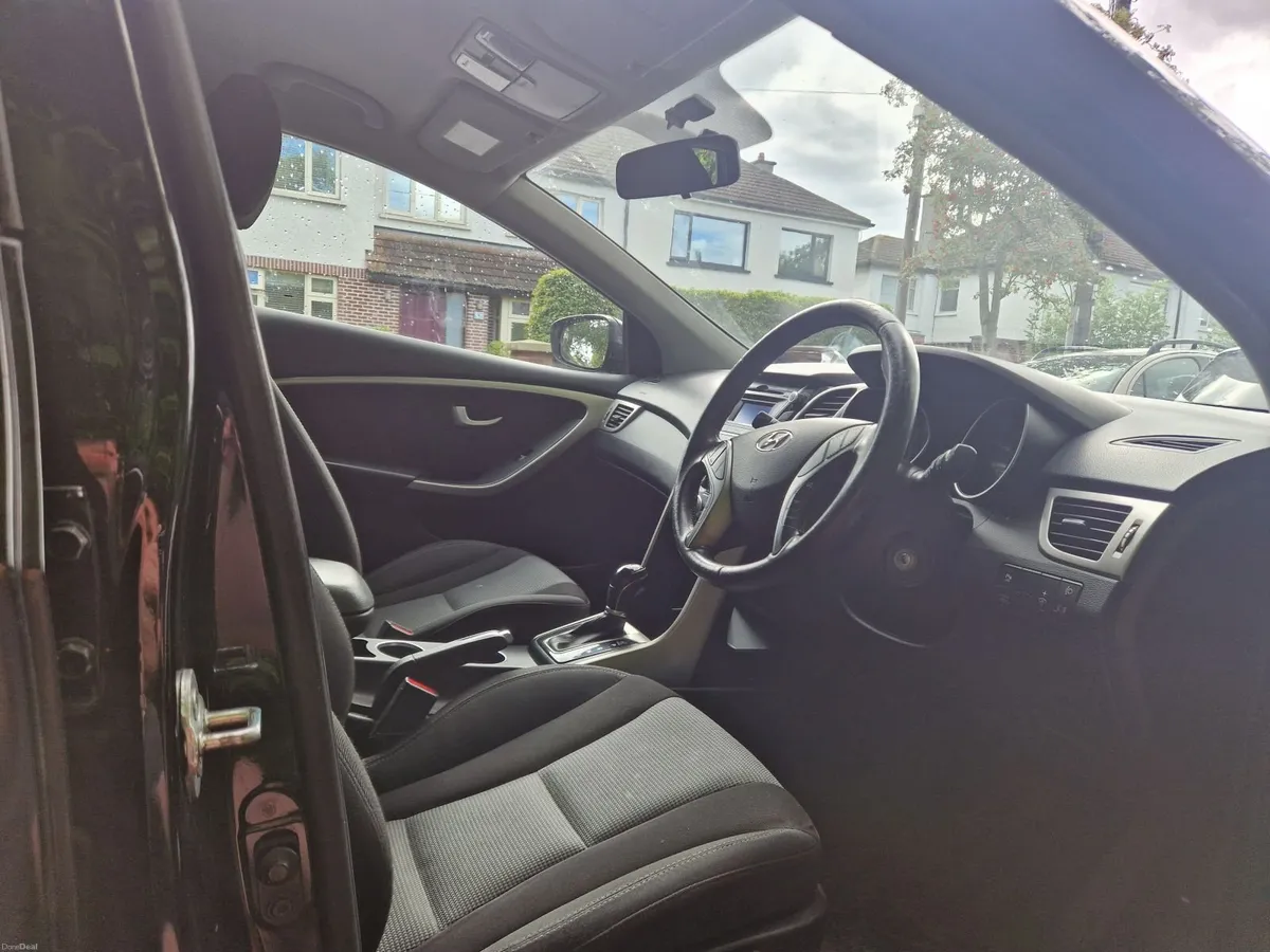 Hyundai i30 Elite Plus - Image 2