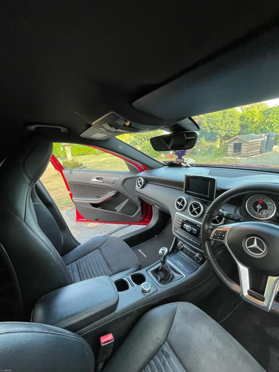 Mercedes Benz a180 sport AMG - Image 6