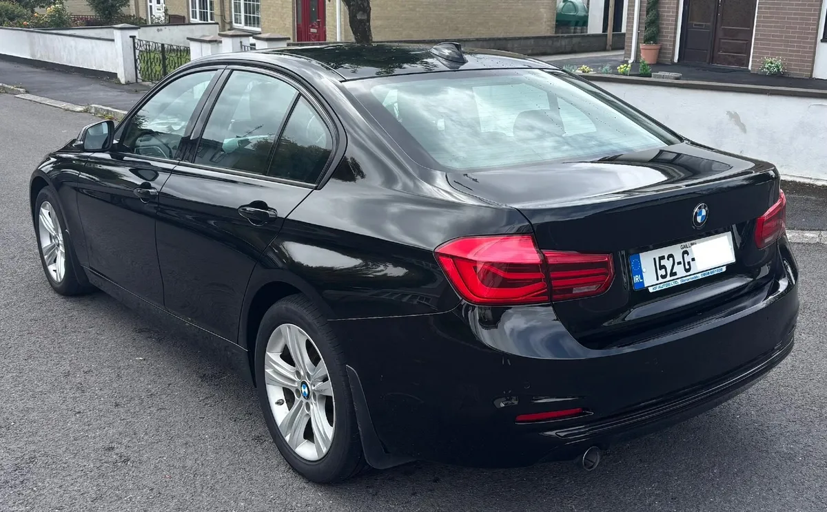 BMW 3-Series 2015 - Image 4