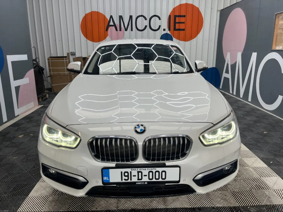 BMW 1-Series 2019 BMW 118D 1 SERIES AUTOMATIC 2.0 - Image 2