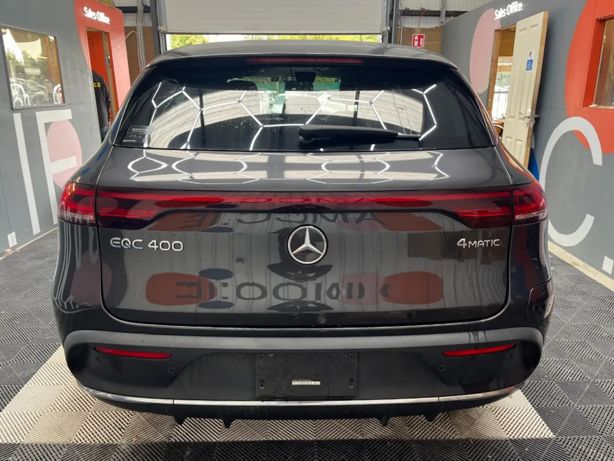 Mercedes-Benz EQC 2022 MERCEDES-BENZ EQC400 4MATIC - Image 4