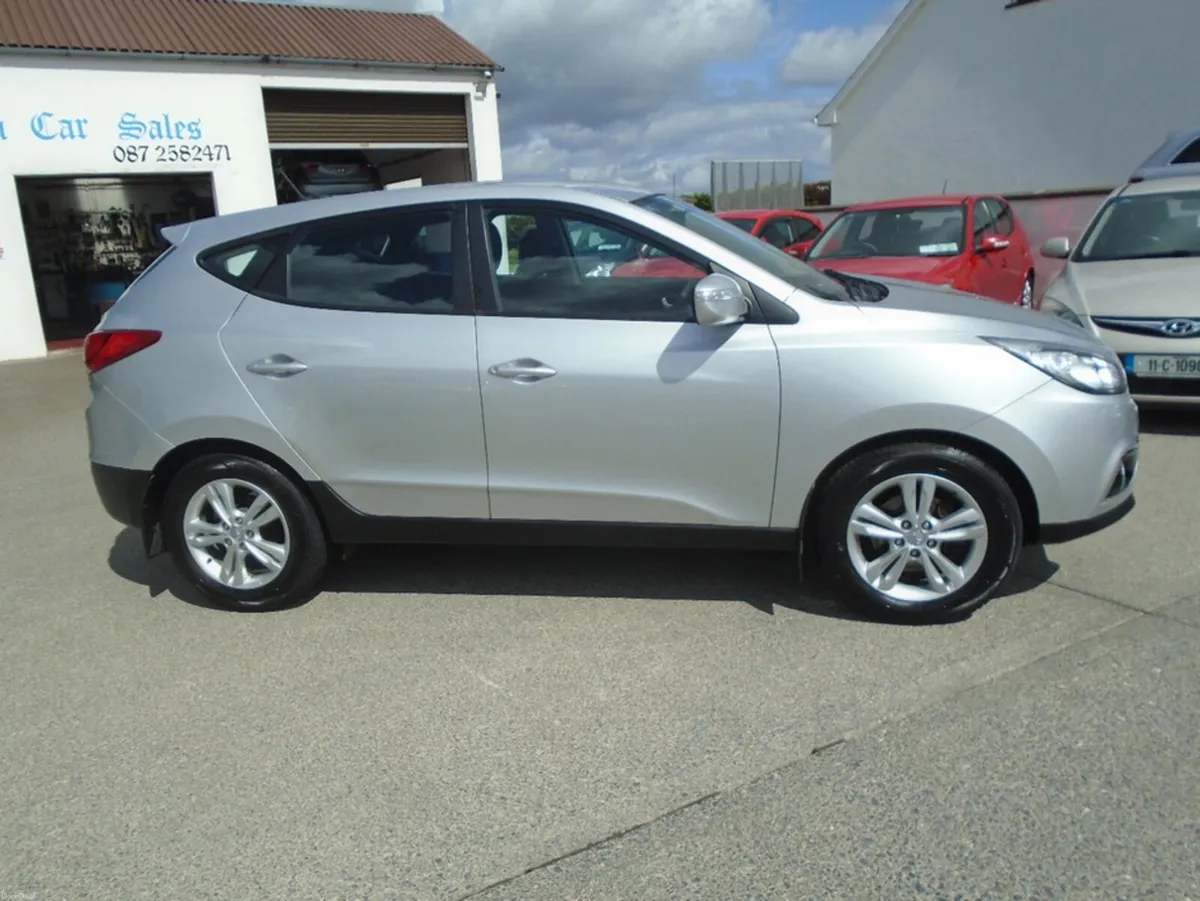 Hyundai ix35 1.7 CRDI STYLE 2WD 5DR - Image 5