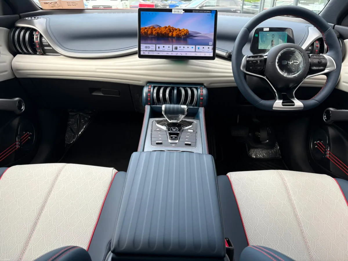 BYD ATTO 3 Design 60.5kWh - Image 4