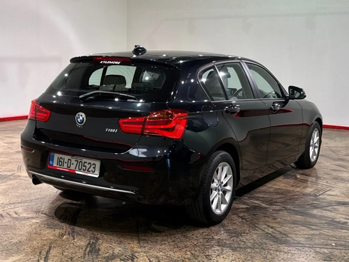 BMW 1-Series 1.6 AUTOMATIC - Image 3