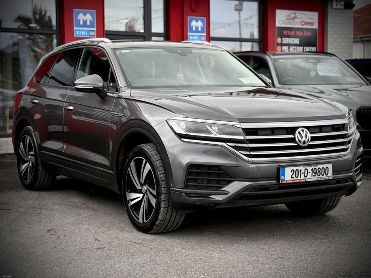 Volkswagen Touareg Business 3.0Tdi AUTO // MINT SU - Image 3
