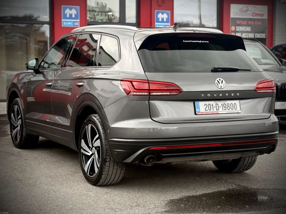Volkswagen Touareg Business 3.0Tdi AUTO // MINT SU - Image 6