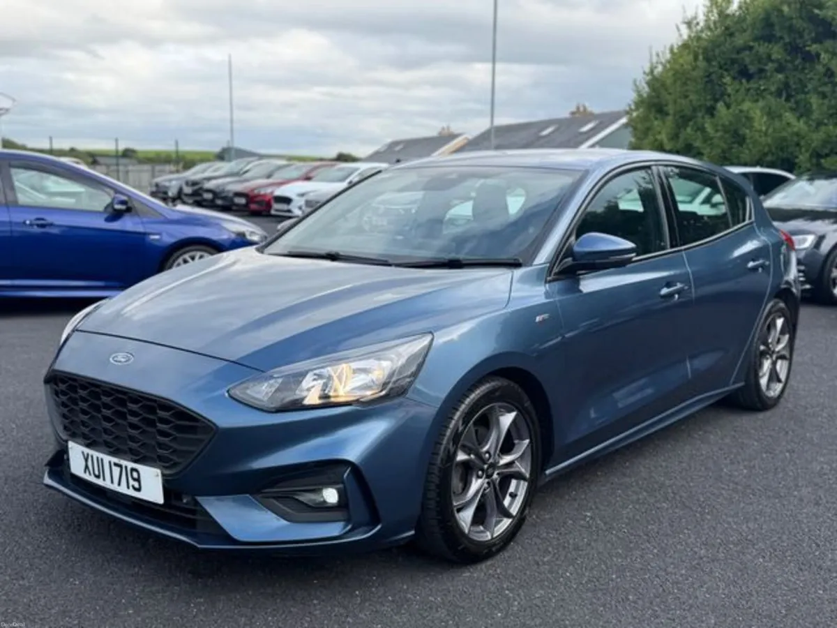 Ford Focus ST-LINE TDCI - Image 2