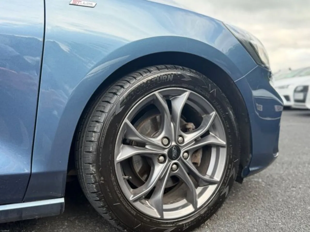 Ford Focus ST-LINE TDCI - Image 4