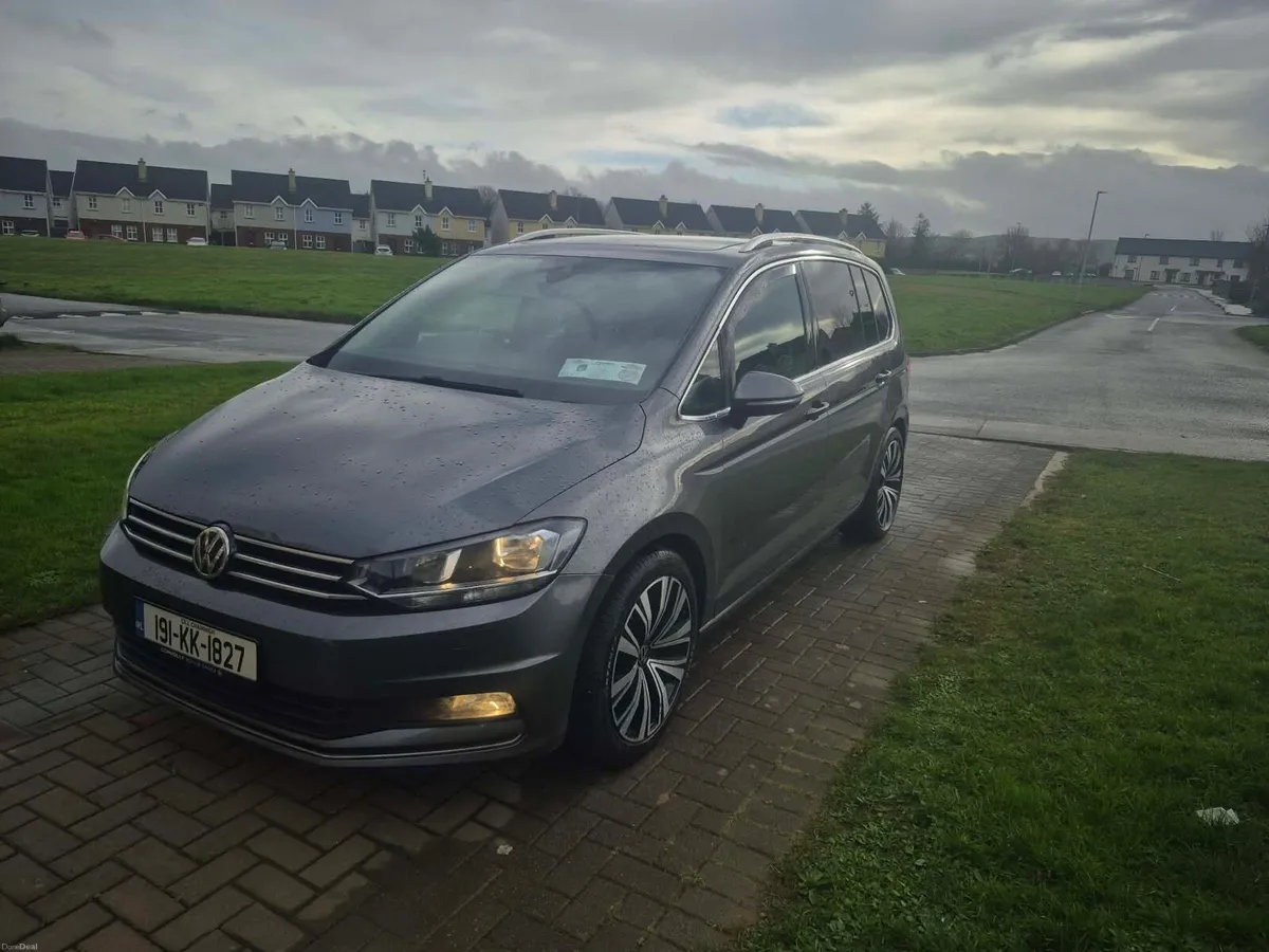 VW Touran 2019 - Image 2
