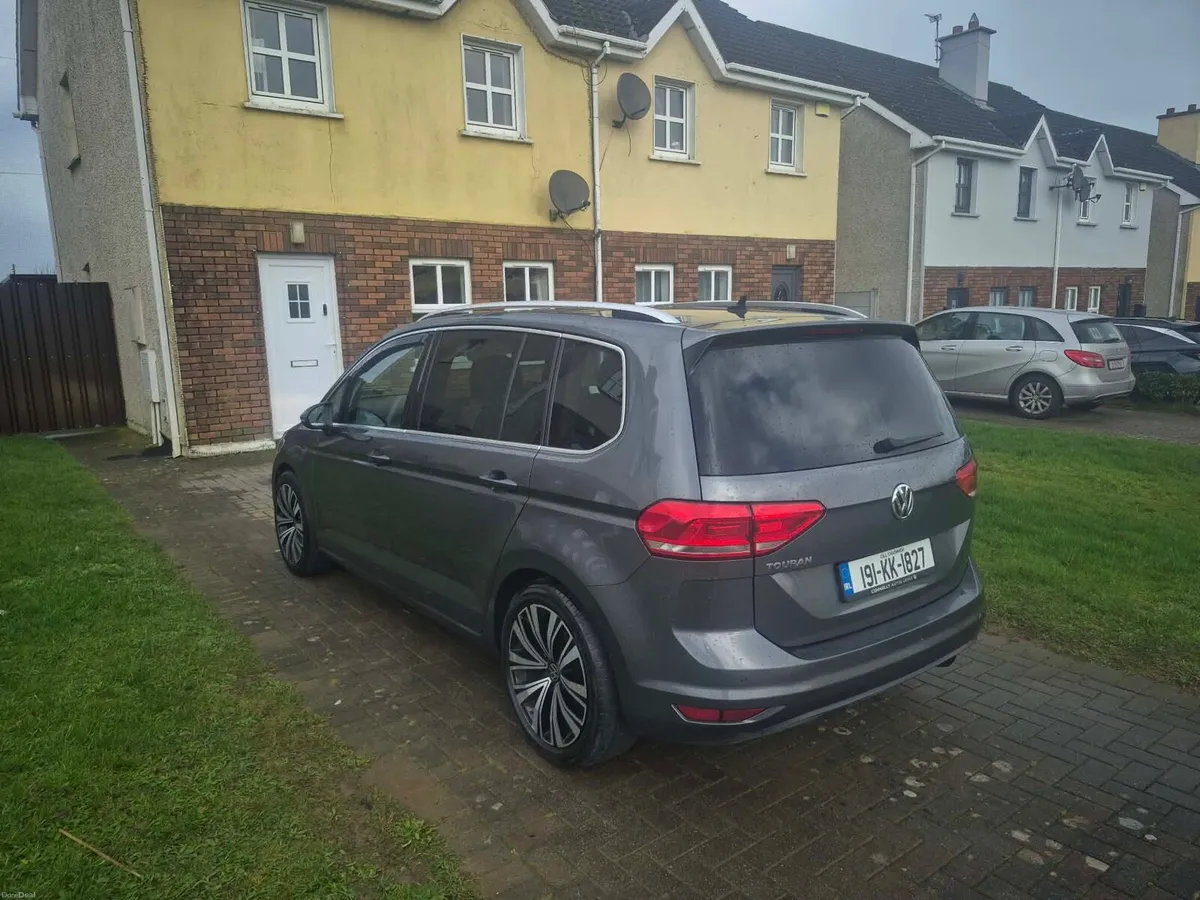 VW Touran 2019 - Image 4
