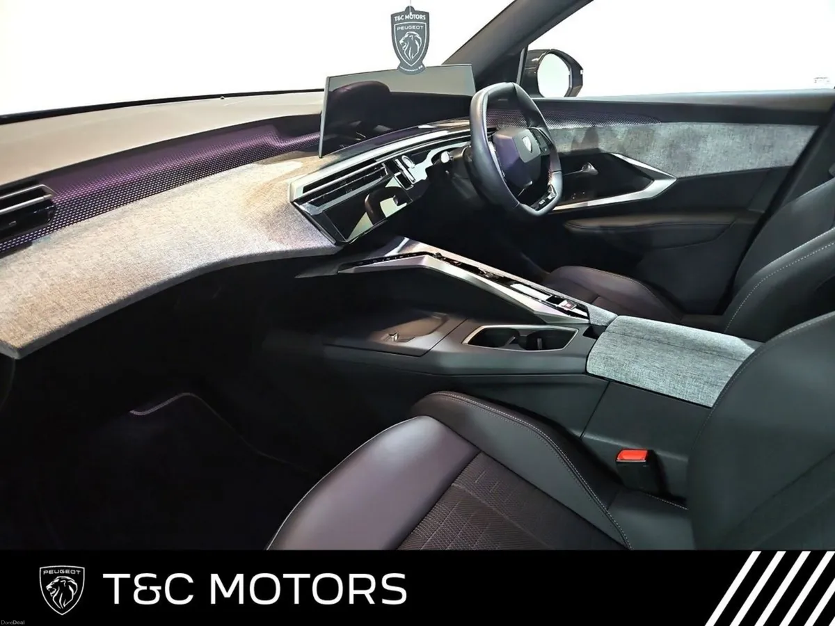 Peugeot 3008 1.2 MHEV PureTech 136bhp eDCS6 GT - Image 4