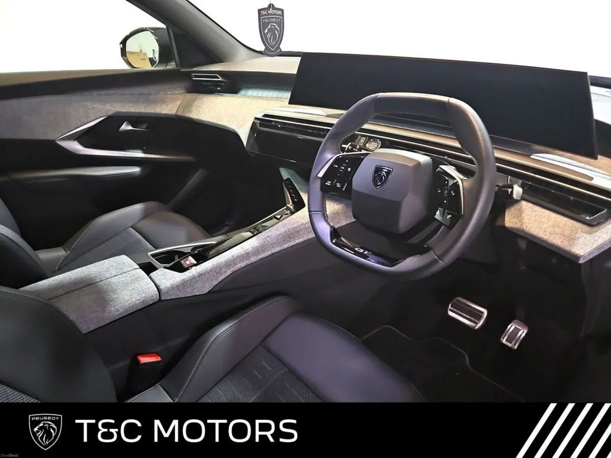 Peugeot 3008 1.2 MHEV PureTech 136bhp eDCS6 GT - Image 6
