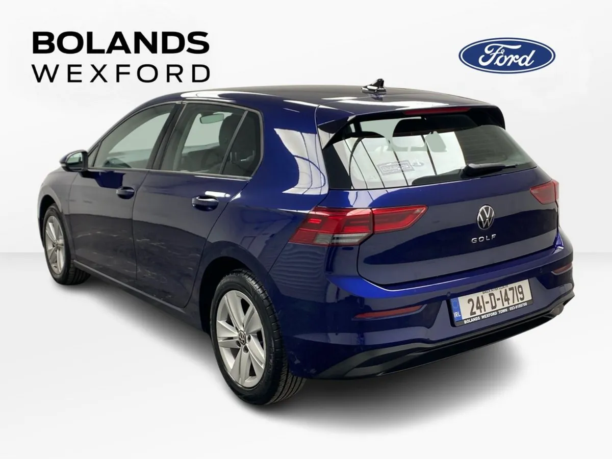 Volkswagen Golf 1.0 TSI 110HP Life - Image 3