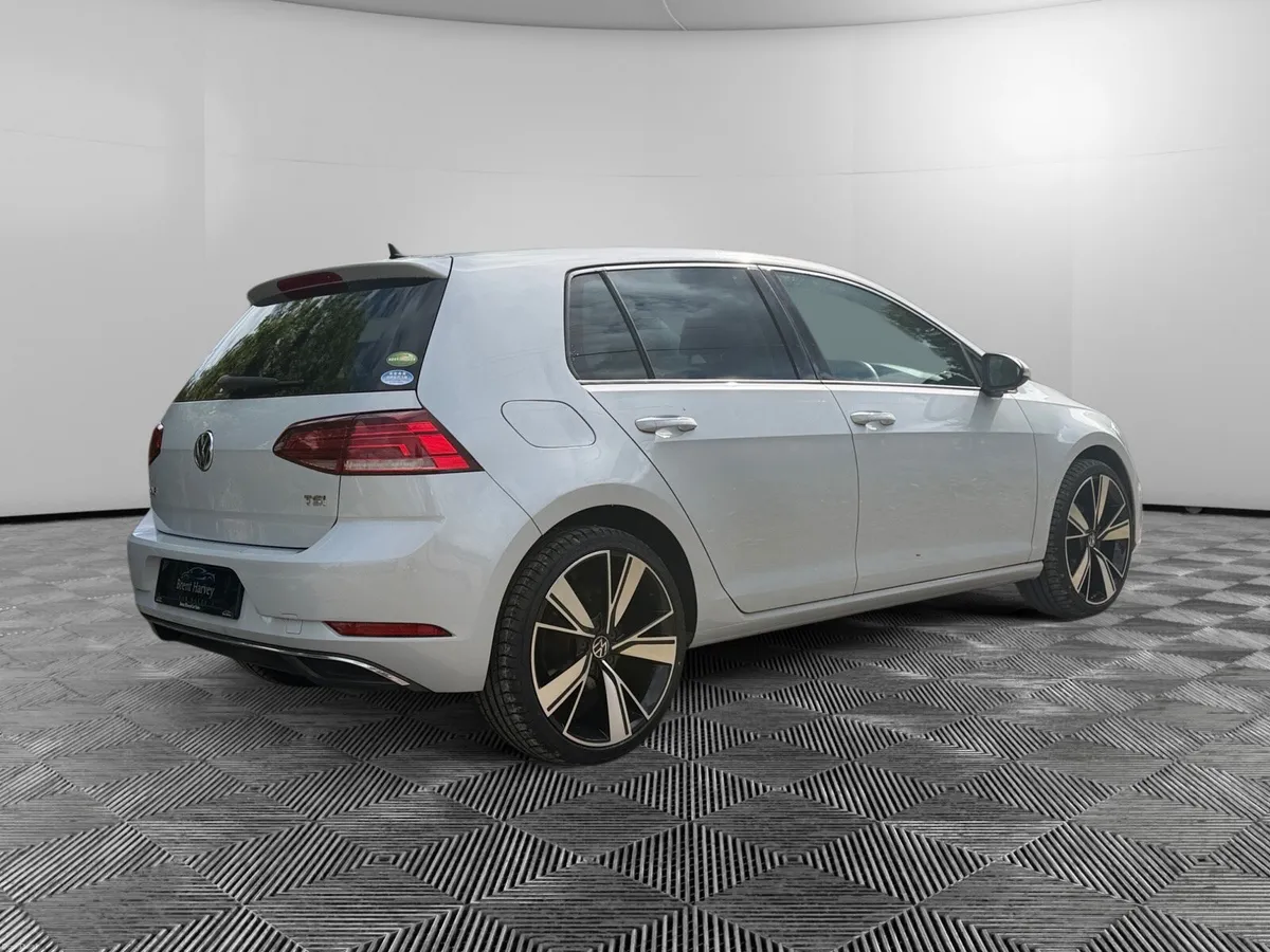 VW GOLF 2017 DSG *PEARL* - Image 5