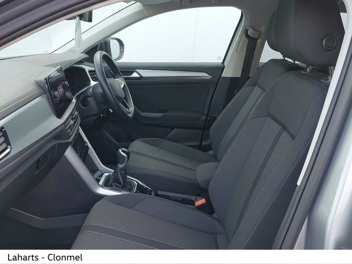 Volkswagen T-Roc LIFE 2.0 TDI 116HP - Image 6