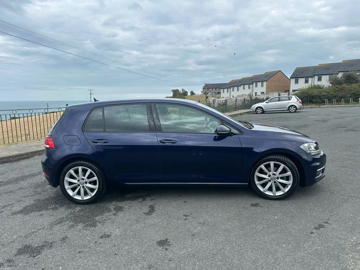 Volkswagen Golf HIGHLINE 1.0 TSI - Image 3
