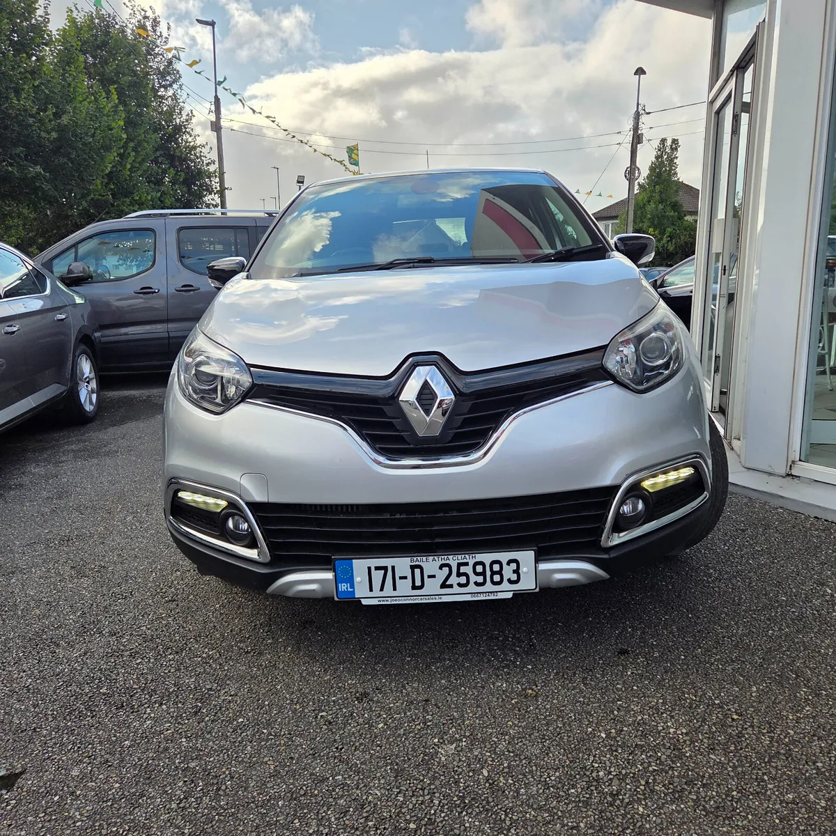 Renault Captur 2017 Signature X NAV - Image 2