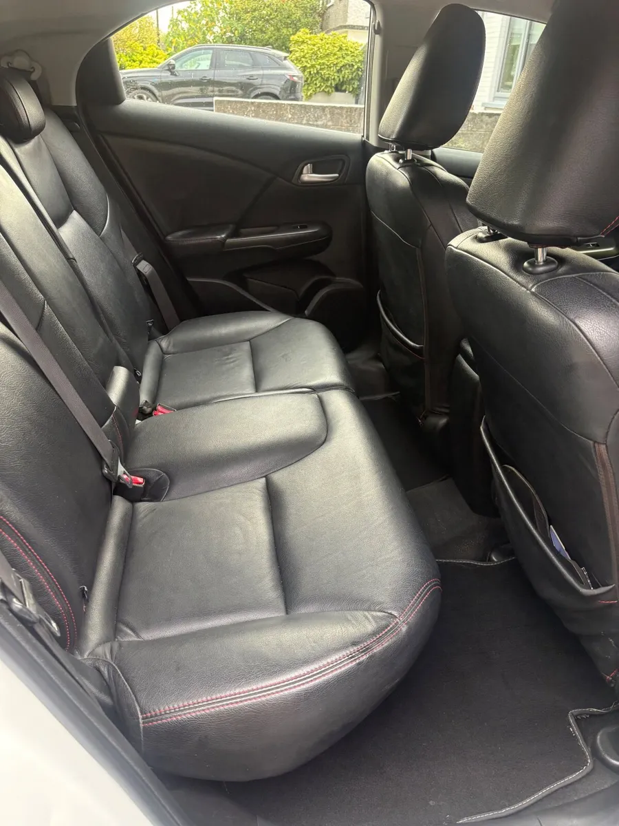 Honda Civic 1.6 Diesel Highest Spec - Image 4